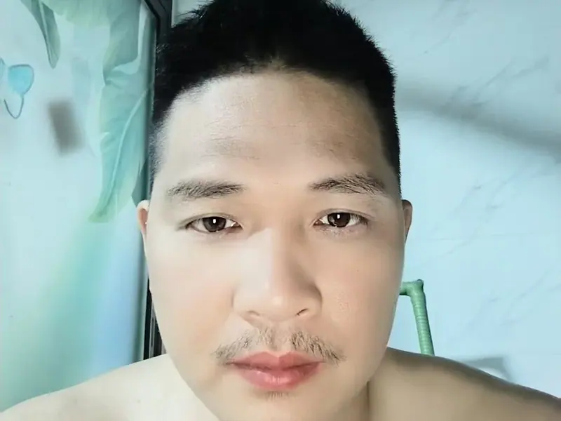 Live performer preview